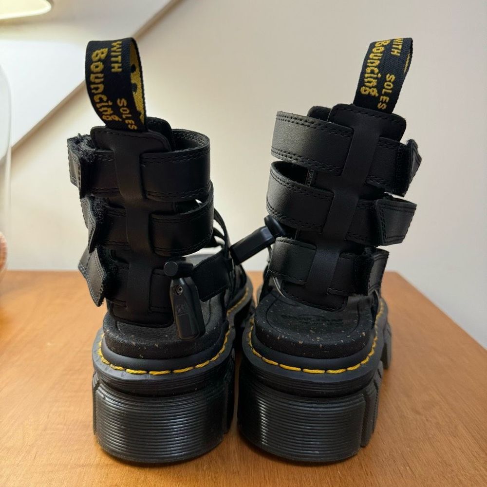 Dr. Martens Women's Ricki Nappa Lux leather Gladiator - Picture 4 of 8